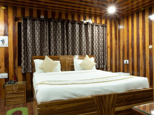 The Pahadi Organic Room Images